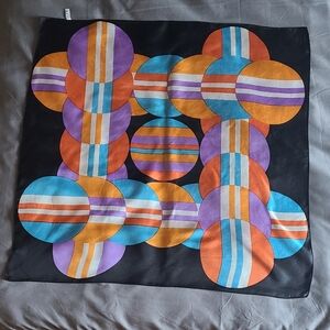 Reine Seide Colorful Geometric Silk Scarf